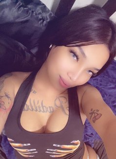 Bea Chu - escort in Manila Photo 10 of 12