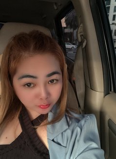 Bea - escort in Dubai Photo 18 of 19