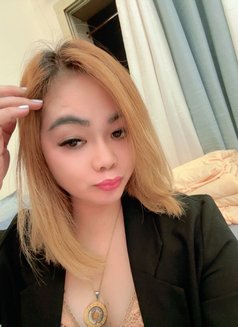 Bea - escort in Dubai Photo 24 of 24