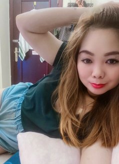 Bea - escort in Dubai Photo 25 of 25