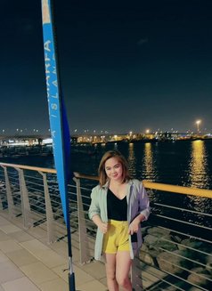 Bea - puta in Dubai Photo 10 of 21