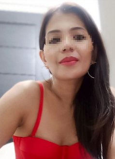 Bea - escort in Makati City Photo 12 of 12