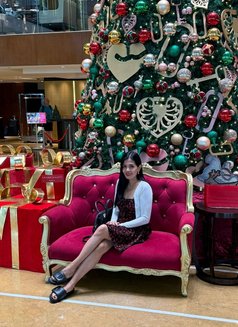 Bea - escort in Makati City Photo 16 of 18