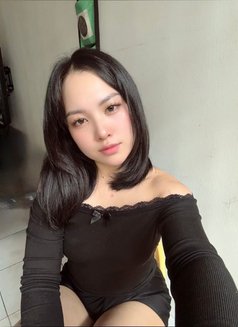 Bea Swan - escort in Kuala Lumpur Photo 4 of 7