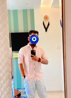 Bearded Bullseye - Acompañantes masculino in Mumbai Photo 3 of 3
