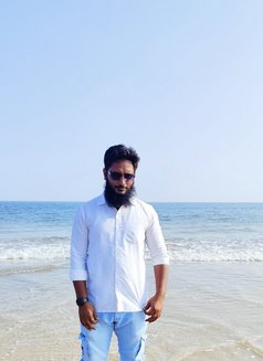 Bearded Lion Sonu - Male escort in Ahmedabad Photo 3 of 4