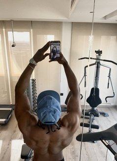 Beast120 - Acompañantes masculino in Khobar Photo 2 of 4