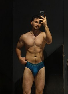 (Shaggy) beast straight escort - Male escort in New Delhi Photo 3 of 11