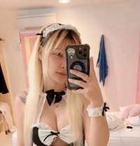 Bew - masseuse in Bangkok