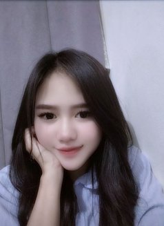 Beautiful Alysa - puta in Jakarta Photo 2 of 14