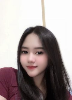 Beautiful Alysa - puta in Jakarta Photo 8 of 14