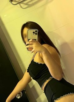 Beautiful and Bold – the Perfect Match! - escort in Makati City Photo 3 of 14