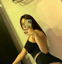 Beautiful and Bold – the Perfect Match! - escort in Makati City