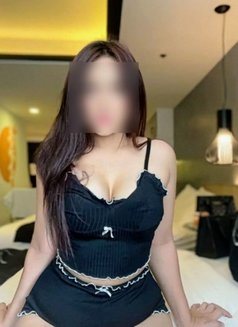 Beautiful and Bold – the Perfect Match! - escort in Makati City Photo 5 of 14