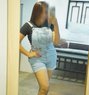 Beautiful and Sexy Okithma - puta in Colombo Photo 1 of 4