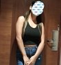 Beautiful and Slim Independent Pari - puta in Pune Photo 1 of 4