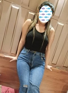 Beautiful and Slim Independent Pari - escort in Pune Photo 3 of 4