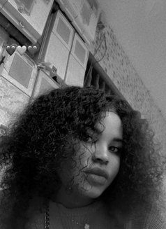 Beautiful - escort in Dakar Photo 5 of 6