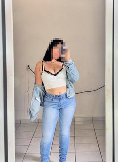 Beautiful Girl Devmi Full Service & Cam - escort in Colombo Photo 3 of 4