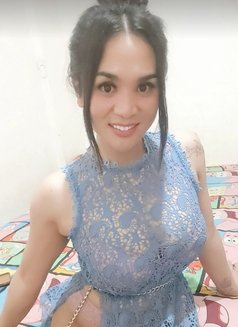 Beautiful Ladyboy Big Dick Top Jakarta - Acompañantes transexual in Jakarta Photo 6 of 6