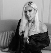 Olga - puta in Dubai Photo 4 of 6