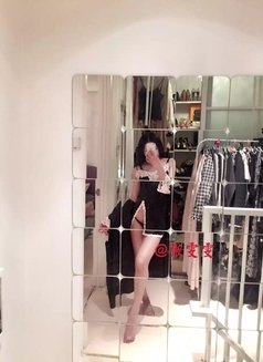 Sexy Angel - Transsexual escort in Hangzhou Photo 1 of 15