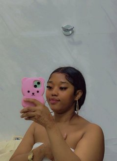 Beautiful Shakira - escort in Dubai Photo 4 of 5