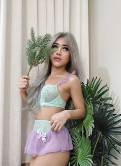Beautiful world - Transsexual escort in Riyadh Photo 3 of 3