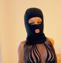 Beauty - puta in Beirut