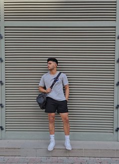 Beauty has a price. - Acompañantes masculino in Kuala Lumpur Photo 6 of 17