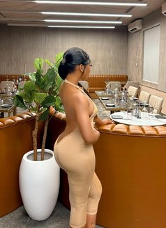 Beauty - masseuse in Doha Photo 1 of 4