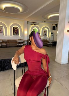 Beauty - masseuse in Doha Photo 4 of 4