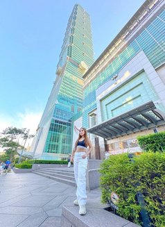 Beauty Lala - puta in Tokyo Photo 13 of 15