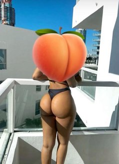 Beauty - escort in Abuja Photo 4 of 5