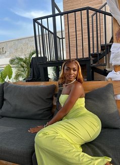 Beauty - puta in Lagos, Nigeria Photo 2 of 4