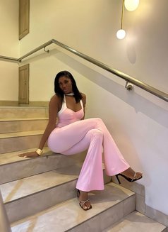 Beauty - puta in Lagos, Nigeria Photo 3 of 4