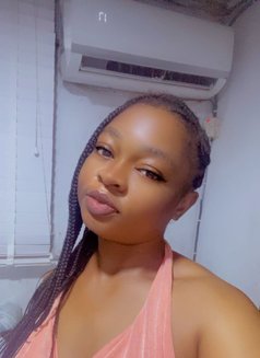 Beauty - masseuse in Lagos, Nigeria Photo 2 of 3