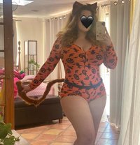 PERSIAN BEAUTY SHIRIN SHEHERZAD - escort in Mumbai