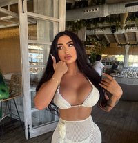 Beauty - escort in Riyadh