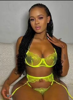 Beauty - escort in New Delhi Photo 3 of 3