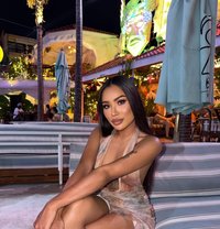 BeBe both 69 - Transsexual escort in Riyadh Photo 7 of 9