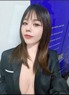 Bebe independent - escort in Hong Kong Photo 24 of 24