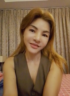 Bebe - puta in Pattaya Photo 1 of 2
