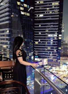 Bebo INDIAN MODEL - puta in Dubai Photo 5 of 5