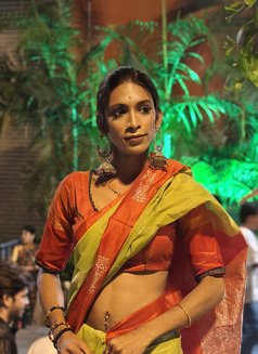 Bebo - Transsexual escort in Kolkata Photo 5 of 7