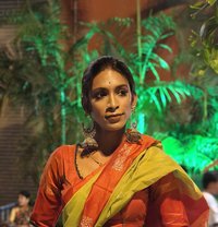 Honey - Transsexual escort in Bangalore