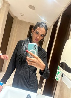 Bebo - Transsexual escort in Kolkata Photo 7 of 7