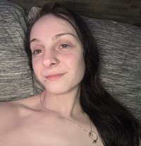 Becca - puta in Hail