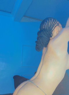Beckey - escort in Lagos, Nigeria Photo 6 of 9