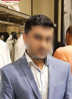 Sexy Model - Male escort in Dubai Photo 2 of 5
